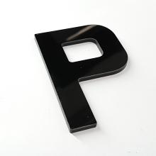 4D letter P