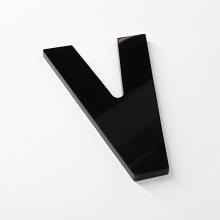 4d letter v